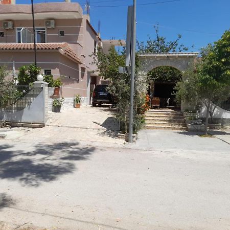 Bar Restorant Hotel Altini Vlorë Exterior foto