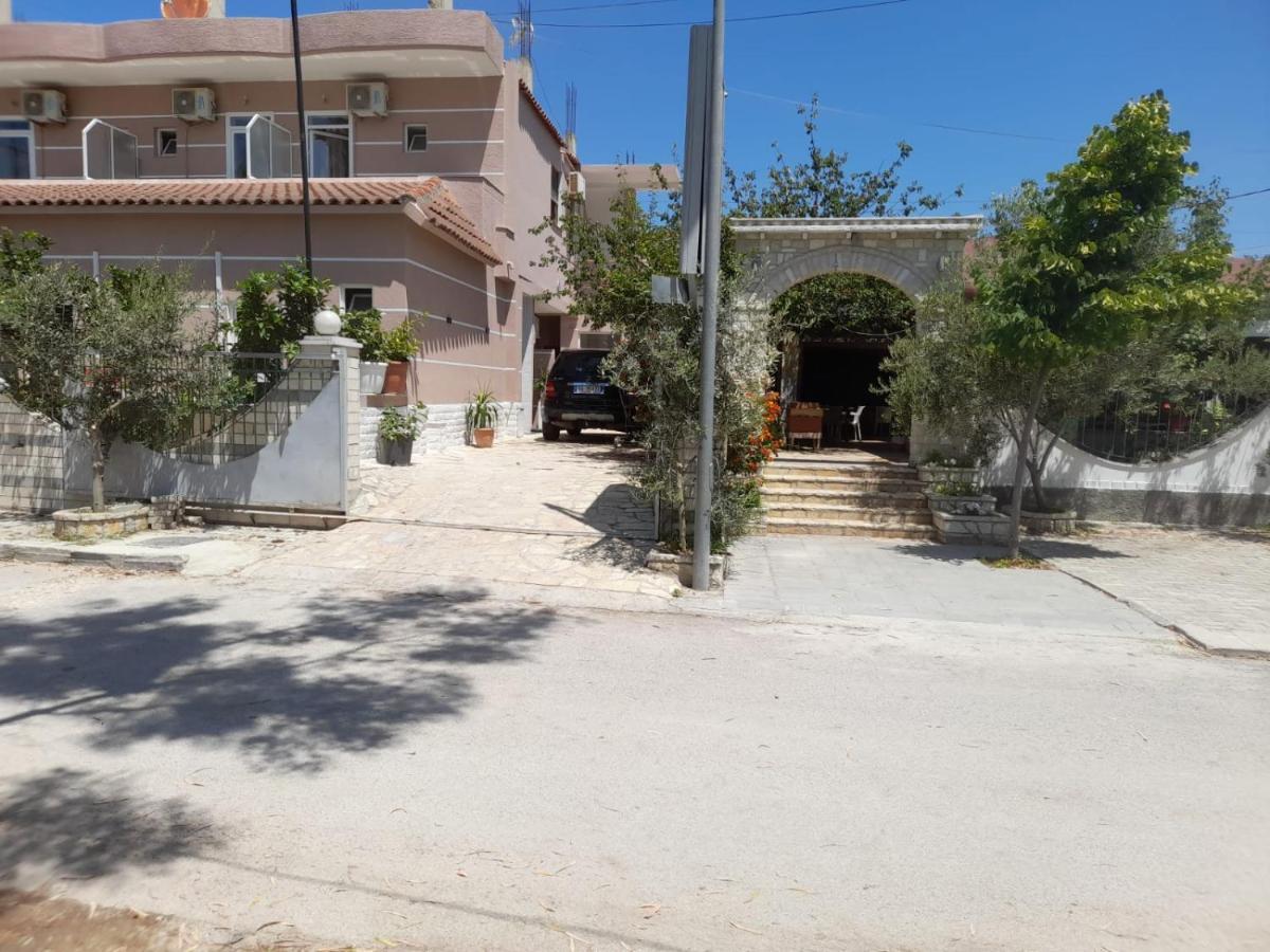 Bar Restorant Hotel Altini Vlorë Exterior foto