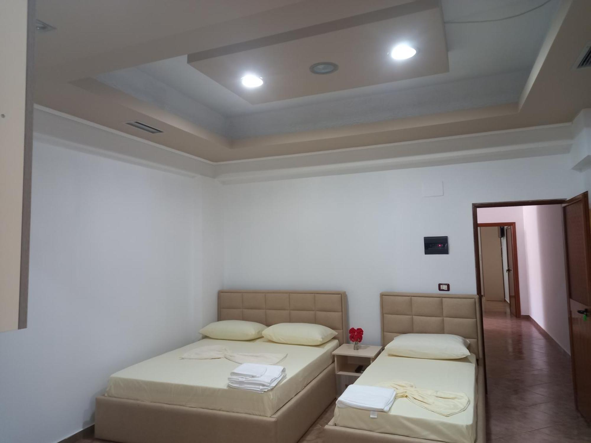 Bar Restorant Hotel Altini Vlorë Quarto foto